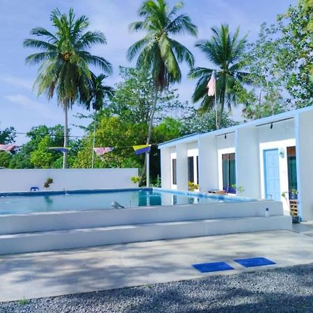 Adana Homestay & Pool Kangar Exterior foto
